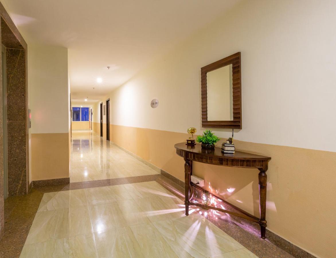 Rosewood Apartment Hotel - ハリドワール エクステリア 写真